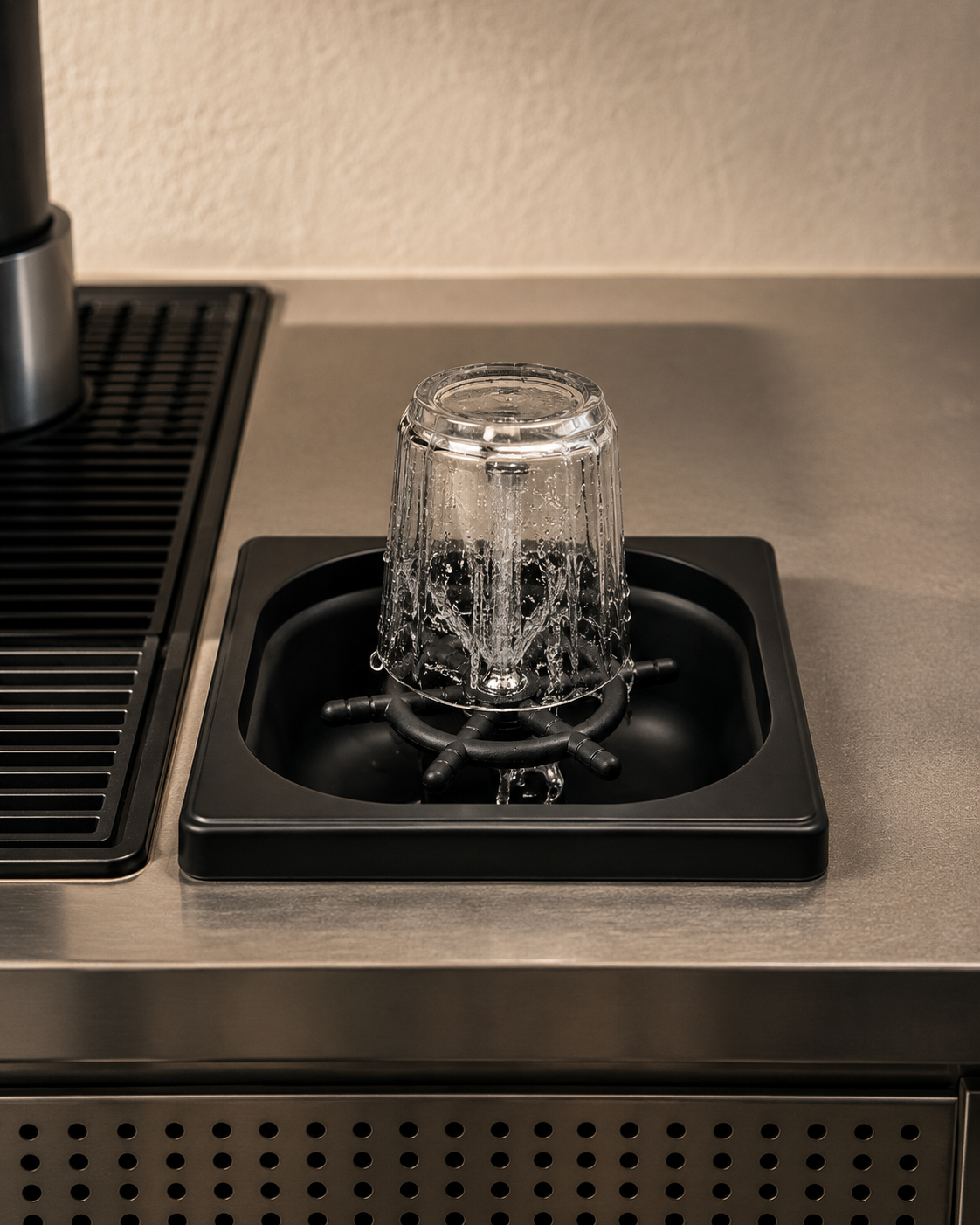 Cup Washer Rinser - black
